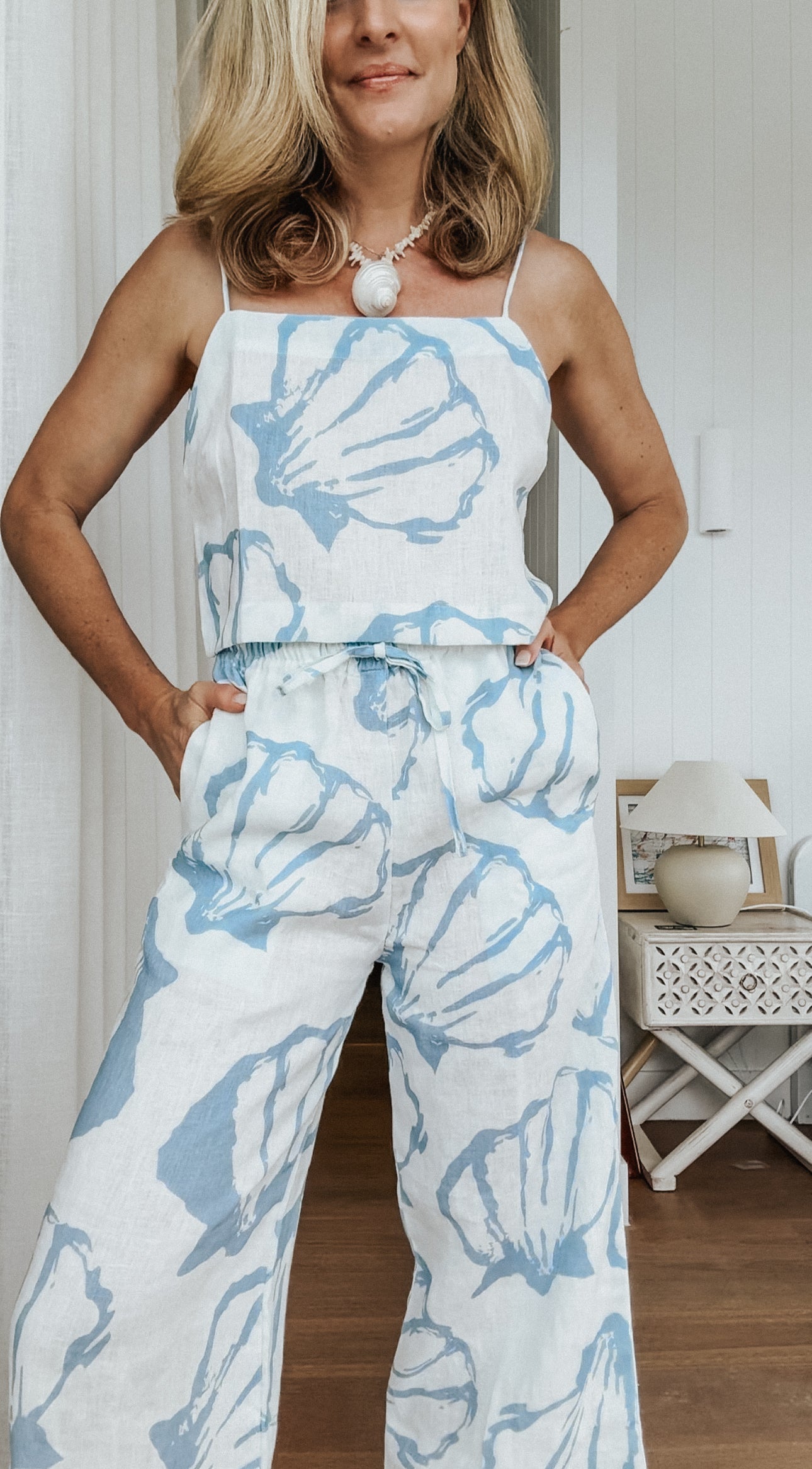 SALE Maggie Crop - Blue Shell