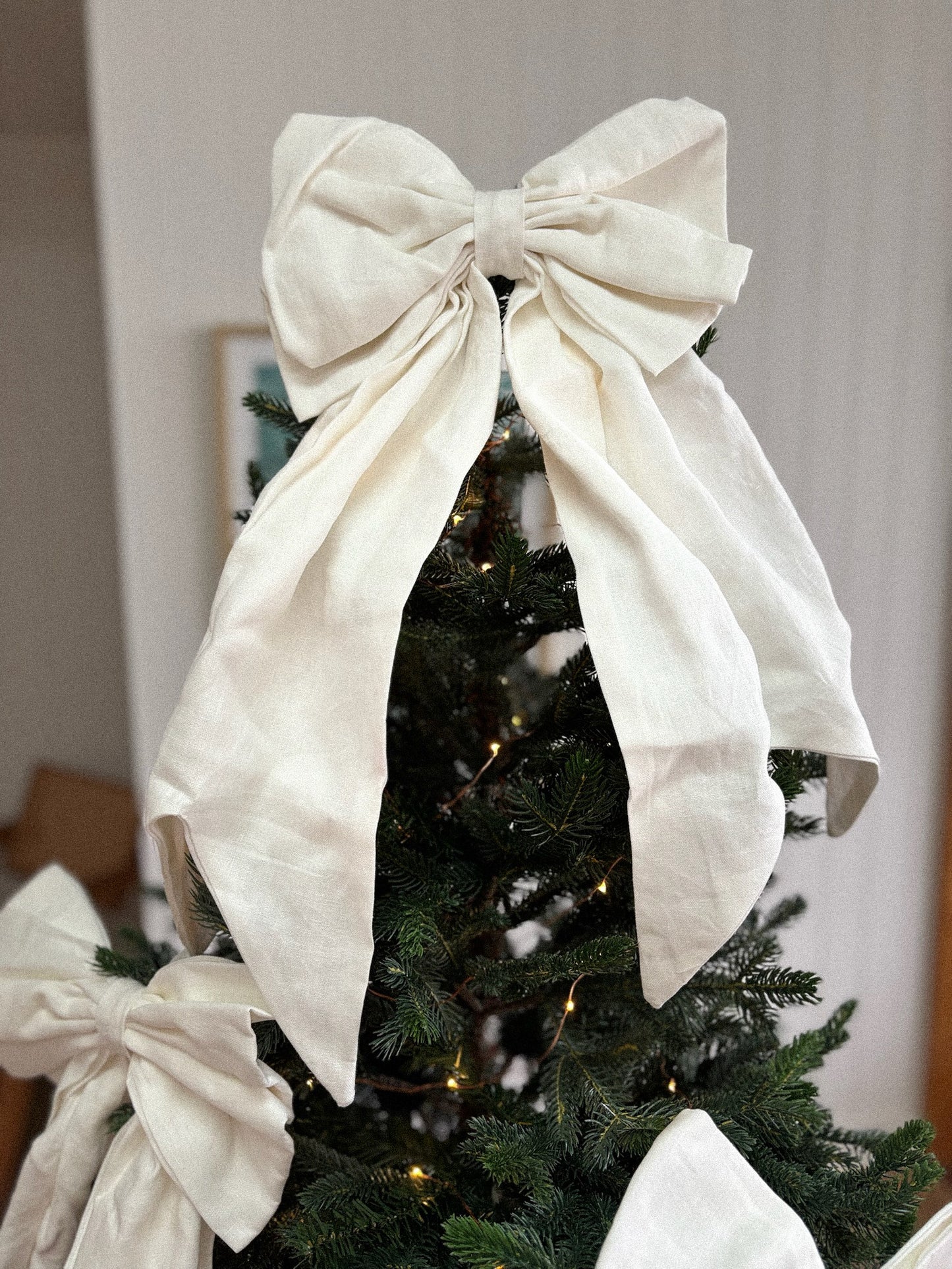 Large Christmas Bow - Cream Linen