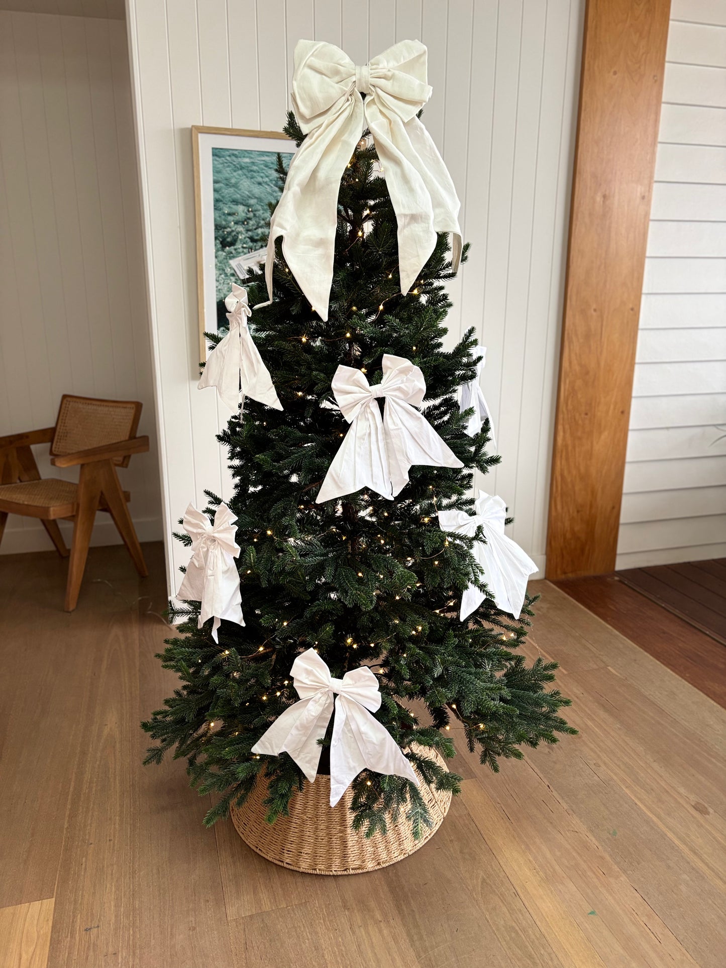 Medium Christmas Bows (3 pack) - White Cotton