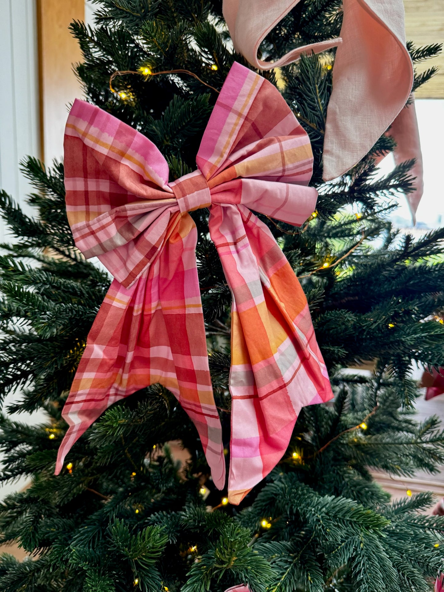 Medium Christmas Bows (3 pack) - Pink Plaid